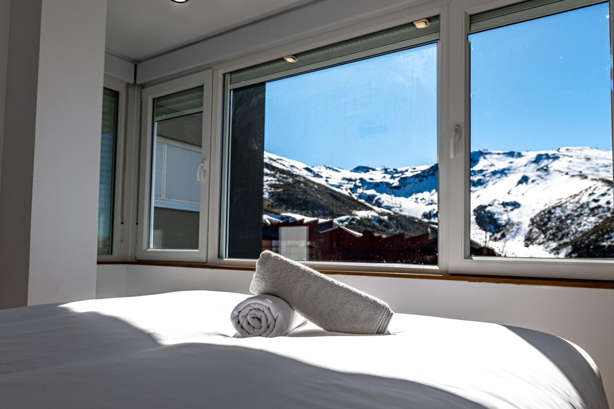 Luxury Refurnished Apartment With Private Parking Close To Ski Slopes Sierra Nevada Eksteriør bilde