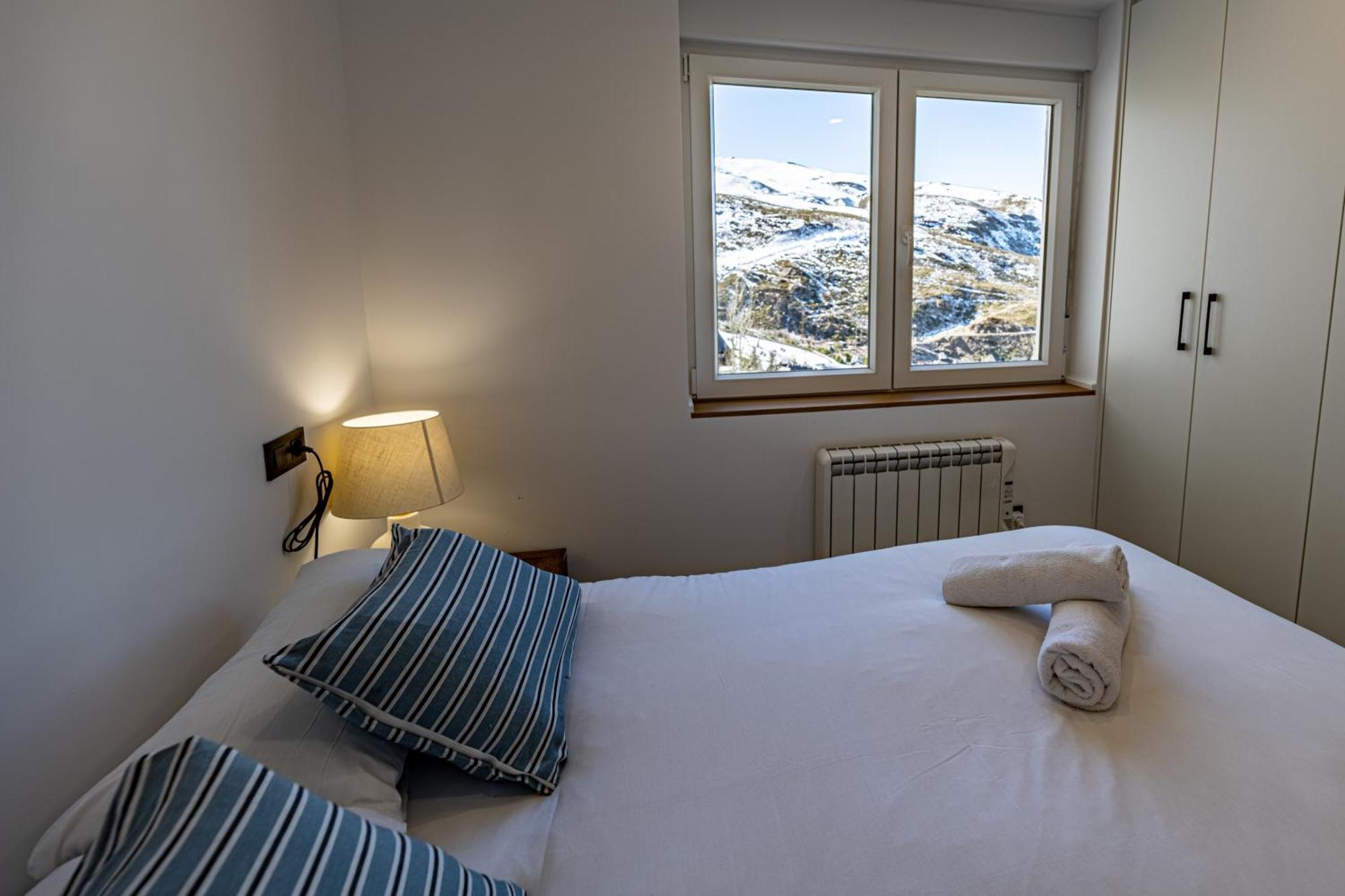Luxury Refurnished Apartment With Private Parking Close To Ski Slopes Sierra Nevada Eksteriør bilde